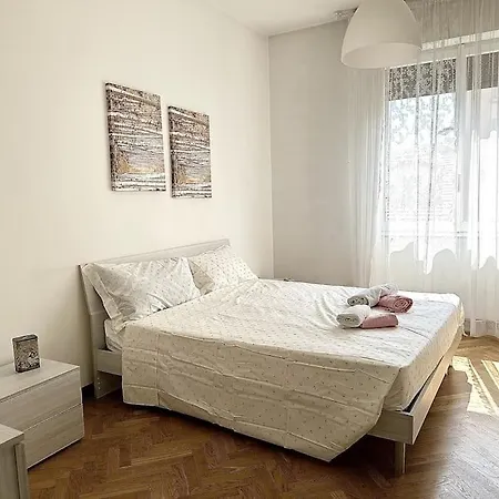 Apartamento Centralissimo Trilocale A Pochi Passi Dal Duomo Milão