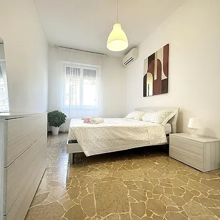 Centralissimo Trilocale A Pochi Passi Dal Duomo *