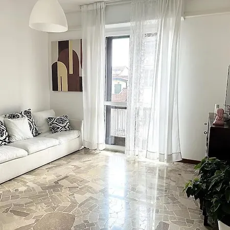 Apartamento Centralissimo Trilocale A Pochi Passi Dal Duomo *